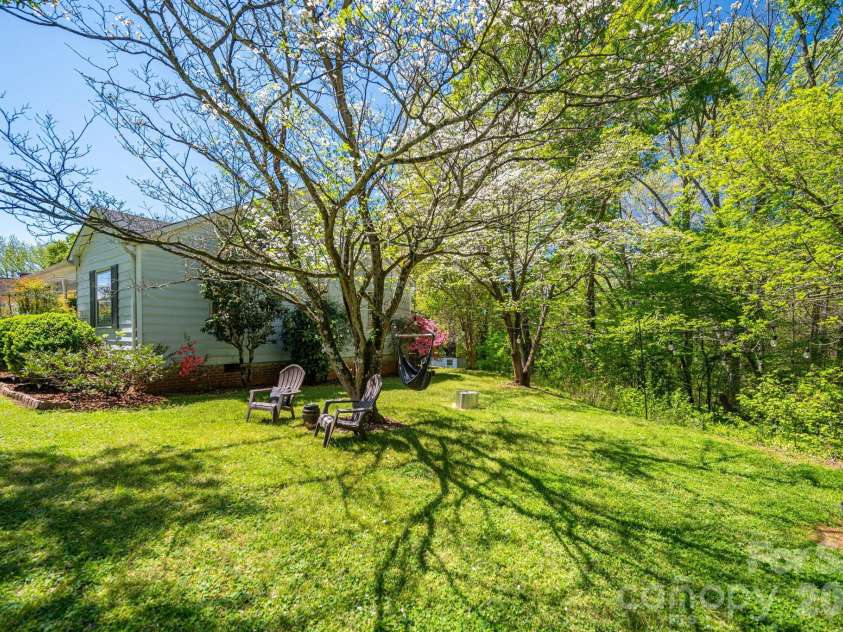 515 Polkville Road, Shelby, NC 28150.  MLS# CAR4367669, YatesRealty ID 15563. 