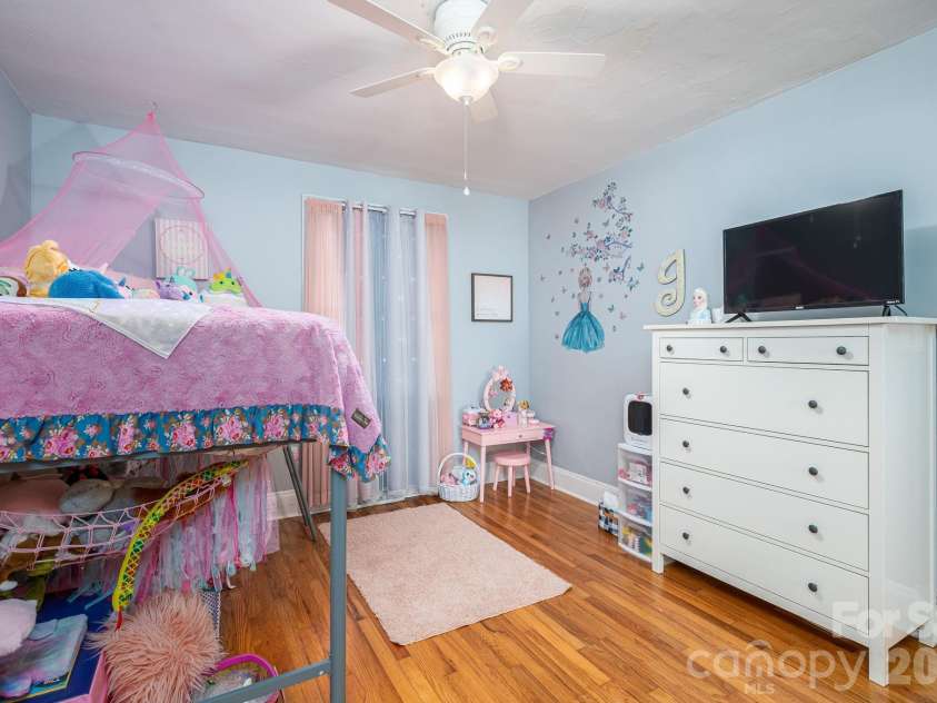 515 Polkville Road, Shelby, NC 28150.  MLS# CAR4367669, YatesRealty ID 15563. 