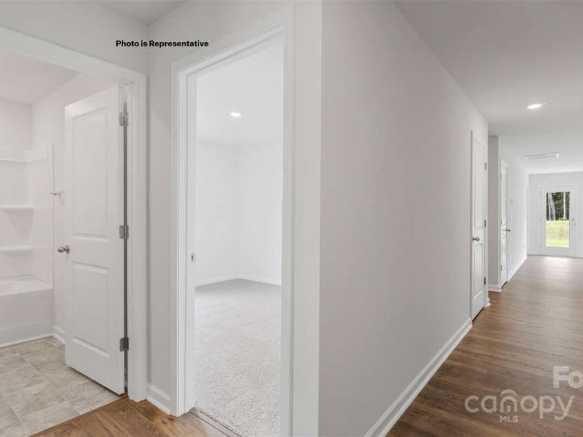 1411 5th Street Drive, Hickory, NC 28601.  MLS# CAR4214054, YatesRealty ID 15565. 