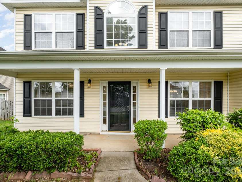170 Glenn Allen Road, Mooresville, NC 28115.  MLS# CAR4259372, YatesRealty ID 15566. 