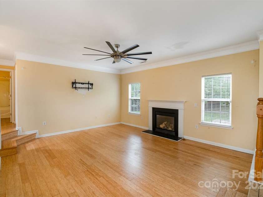 170 Glenn Allen Road, Mooresville, NC 28115.  MLS# CAR4259372, YatesRealty ID 15566. 