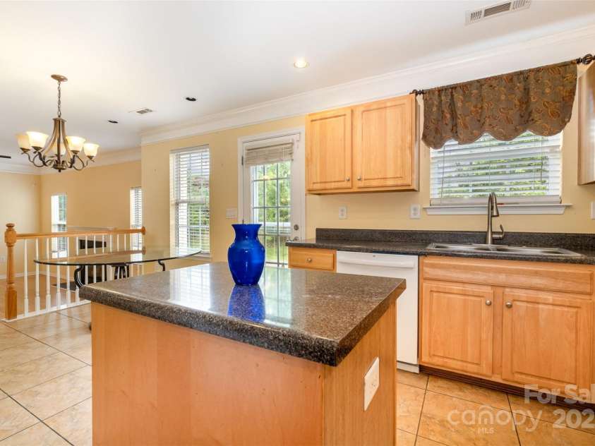 170 Glenn Allen Road, Mooresville, NC 28115.  MLS# CAR4259372, YatesRealty ID 15566. 