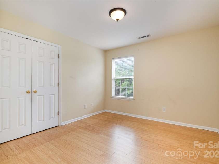 170 Glenn Allen Road, Mooresville, NC 28115.  MLS# CAR4259372, YatesRealty ID 15566. 