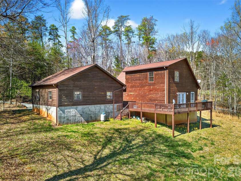 437 Cinnamon Ridge Road, Rutherfordton, NC 28139.  MLS# CAR4359643, YatesRealty ID 15566. 