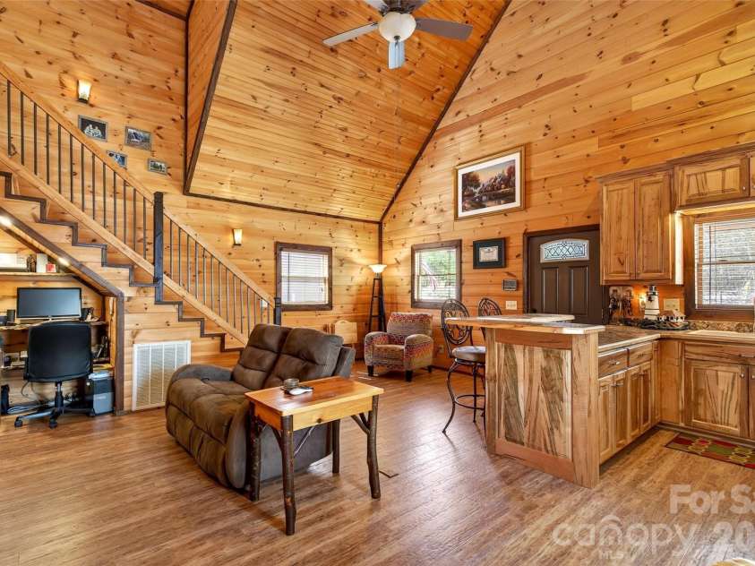 437 Cinnamon Ridge Road, Rutherfordton, NC 28139.  MLS# CAR4359643, YatesRealty ID 15566. 