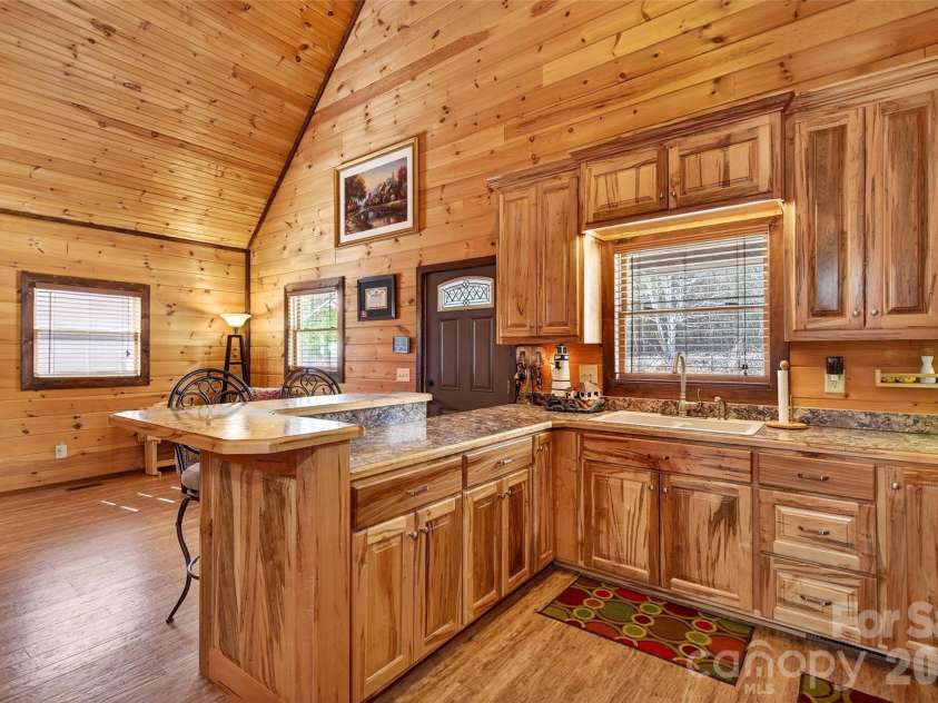 437 Cinnamon Ridge Road, Rutherfordton, NC 28139.  MLS# CAR4359643, YatesRealty ID 15566. 