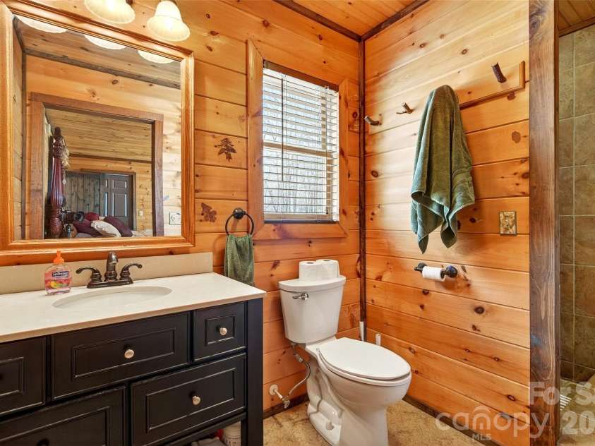 437 Cinnamon Ridge Road, Rutherfordton, NC 28139.  MLS# CAR4359643, YatesRealty ID 15566. 