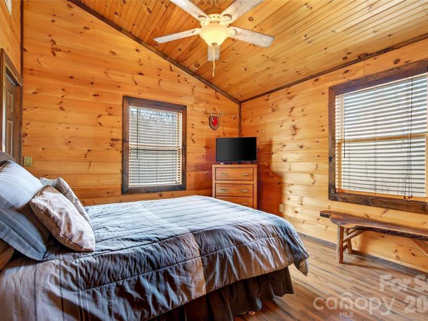 437 Cinnamon Ridge Road, Rutherfordton, NC 28139.  MLS# CAR4359643, YatesRealty ID 15566. 