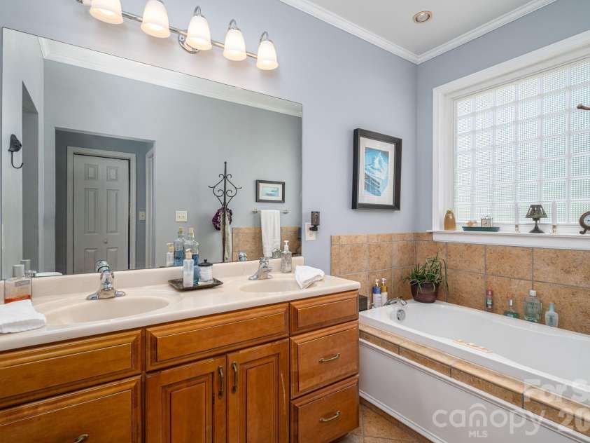 1855 Jetton Drive, Vale, NC 28168.  MLS# CAR4406403, YatesRealty ID 15567. 