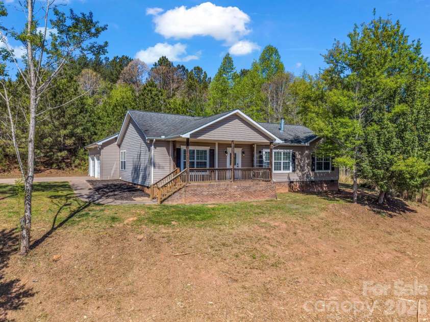 426 River Road, Rutherfordton, NC 28139.  MLS# CAR4368620, YatesRealty ID 15568. 
