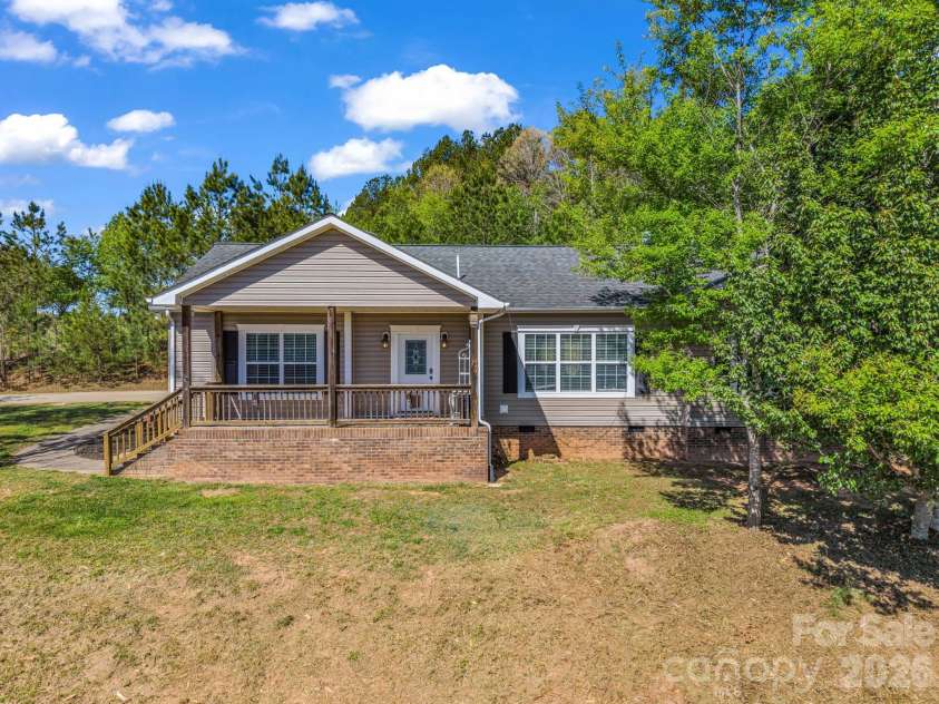 426 River Road, Rutherfordton, NC 28139.  MLS# CAR4368620, YatesRealty ID 15568. 