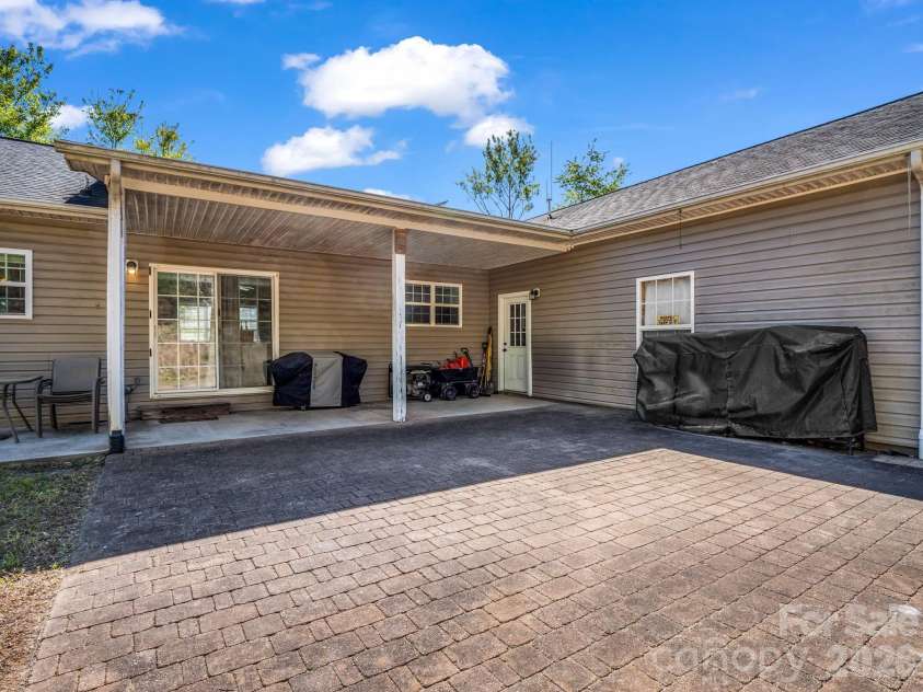 426 River Road, Rutherfordton, NC 28139.  MLS# CAR4368620, YatesRealty ID 15568. 