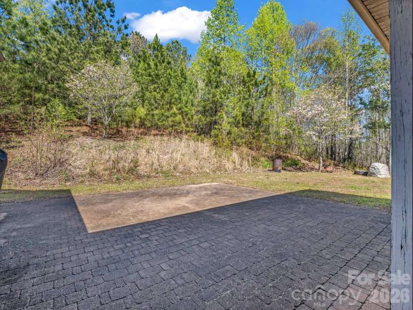 426 River Road, Rutherfordton, NC 28139.  MLS# CAR4368620, YatesRealty ID 15568. 