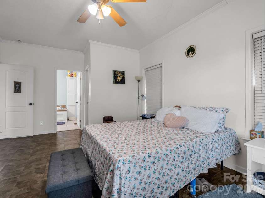 426 River Road, Rutherfordton, NC 28139.  MLS# CAR4368620, YatesRealty ID 15568. 