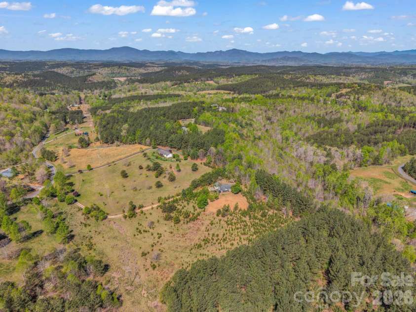 426 River Road, Rutherfordton, NC 28139.  MLS# CAR4368620, YatesRealty ID 15568. 