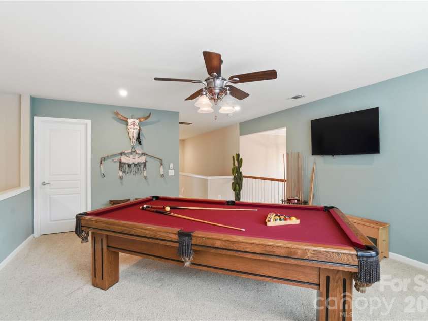 10469 Scotland Avenue, Fort Mill, SC 29707.  MLS# CAR4369452, YatesRealty ID 15570. Large Loft Space