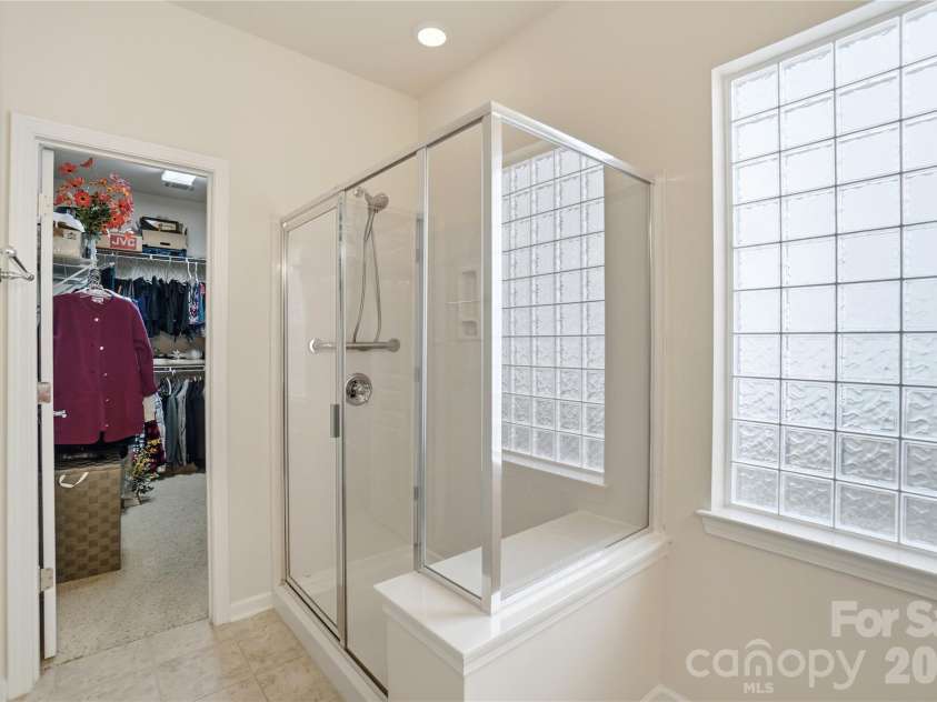 10469 Scotland Avenue, Fort Mill, SC 29707.  MLS# CAR4369452, YatesRealty ID 15570. Primary Bathroom on Main, dual vanity