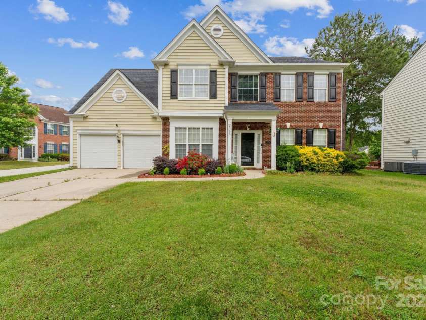 8709 Barrelli Court, Charlotte, NC 28277.  MLS# CAR4252155, YatesRealty ID 15571. 