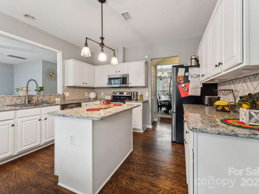 8709 Barrelli Court, Charlotte, NC 28277.  MLS# CAR4252155, YatesRealty ID 15571. 