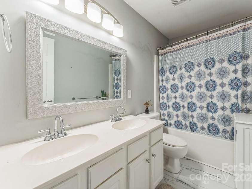 8709 Barrelli Court, Charlotte, NC 28277.  MLS# CAR4252155, YatesRealty ID 15571. 