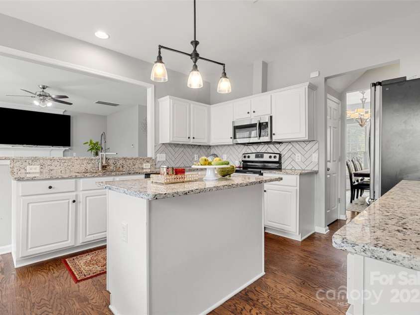 8709 Barrelli Court, Charlotte, NC 28277.  MLS# CAR4299344, YatesRealty ID 15571. 