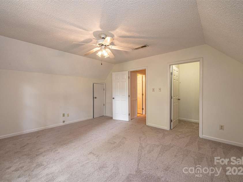 5138 Foley Drive, Hickory, NC 28601.  MLS# CAR4217198, YatesRealty ID 15572. 3rd Bedroom Upstairs.