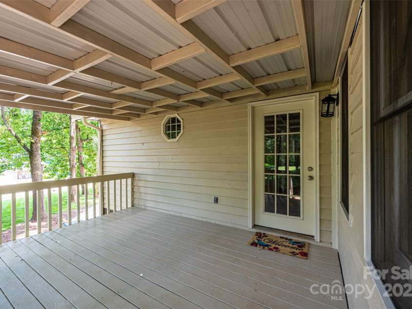 5138 Foley Drive, Hickory, NC 28601.  MLS# CAR4217198, YatesRealty ID 15572. Covered Back Porch.