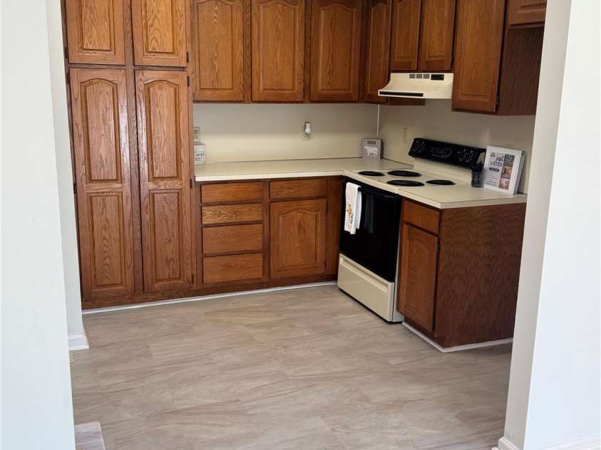 5138 Foley Drive, Hickory, NC 28601.  MLS# CAR4217198, YatesRealty ID 15572. Kitchen with New LVP Flooring.