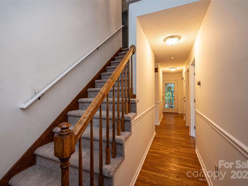 5138 Foley Drive, Hickory, NC 28601.  MLS# CAR4217198, YatesRealty ID 15572. Stairs Upstairs.