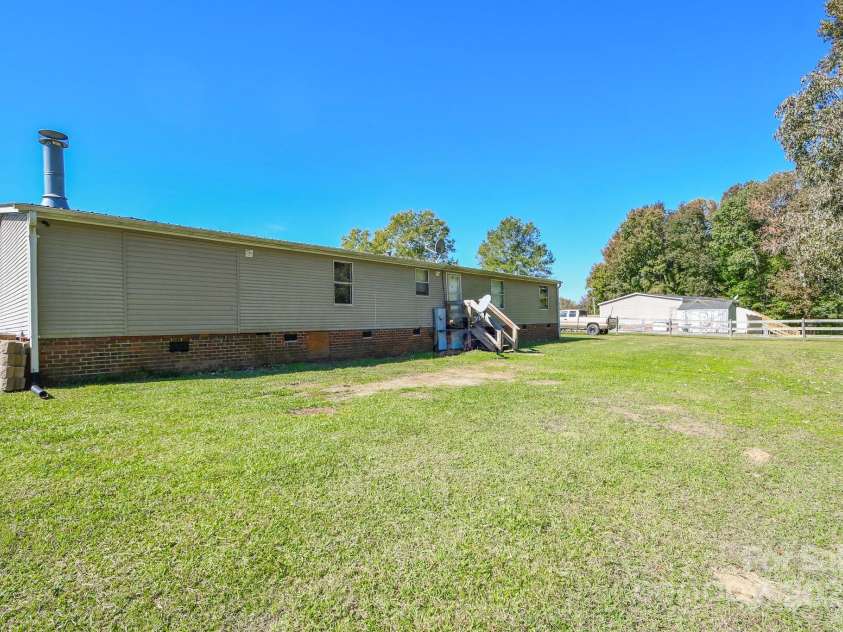 1574 Burke Duncan Road, Lancaster, SC 29720.  MLS# CAR4259092, YatesRealty ID 15573. 