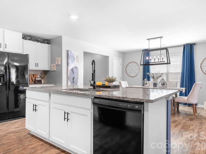 210 Silver Oak Circle, Rockwell, NC 28138.  MLS# CAR4358487, YatesRealty ID 15573. 