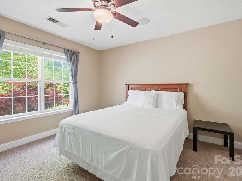 516 Shady Oaks Drive, Stanley, NC 28164.  MLS# CAR4371779, YatesRealty ID 15576. 