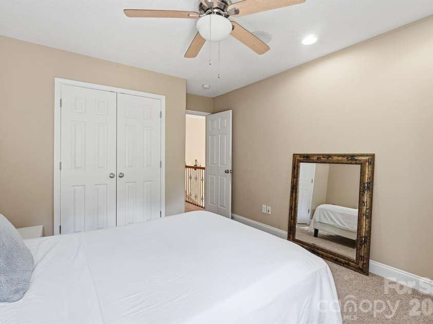 516 Shady Oaks Drive, Stanley, NC 28164.  MLS# CAR4371779, YatesRealty ID 15576. 
