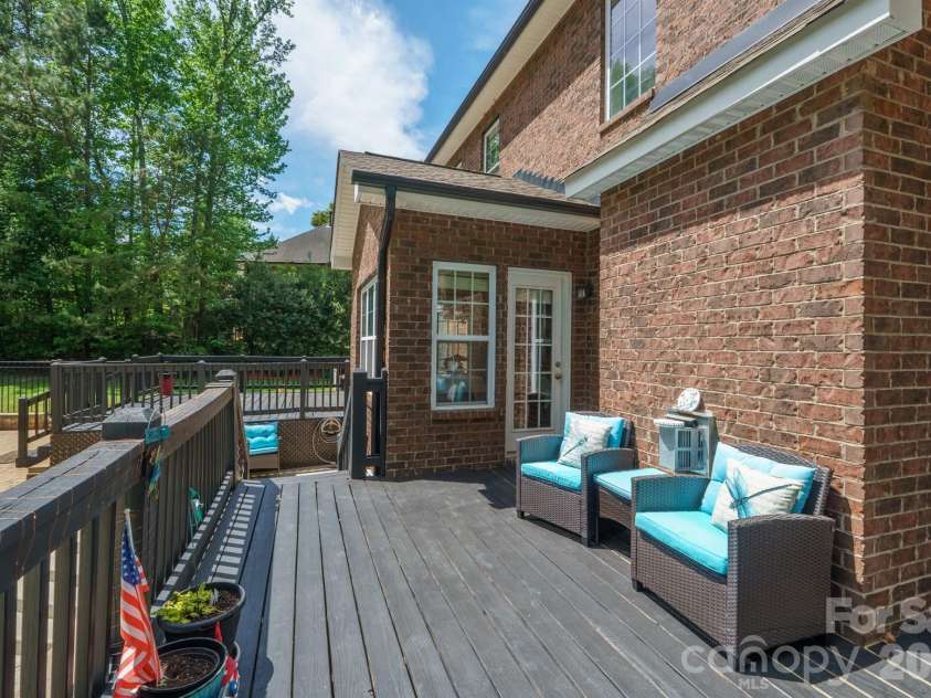 516 Shady Oaks Drive, Stanley, NC 28164.  MLS# CAR4371779, YatesRealty ID 15576. 