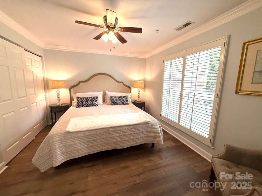 930 Jetton Street, Davidson, NC 28036.  MLS# CAR4309851, YatesRealty ID 15576. Secondary full bath 