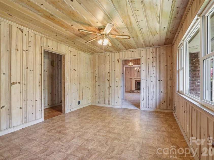 160 Denton Street, Columbus, NC 28722.  MLS# CAR4367933, YatesRealty ID 15579. 