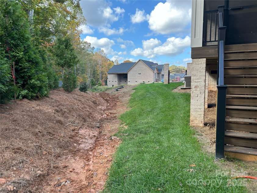 #89 Silver Trace Lane, Denver, NC 28037.  MLS# CAR4216563, YatesRealty ID 15579. 