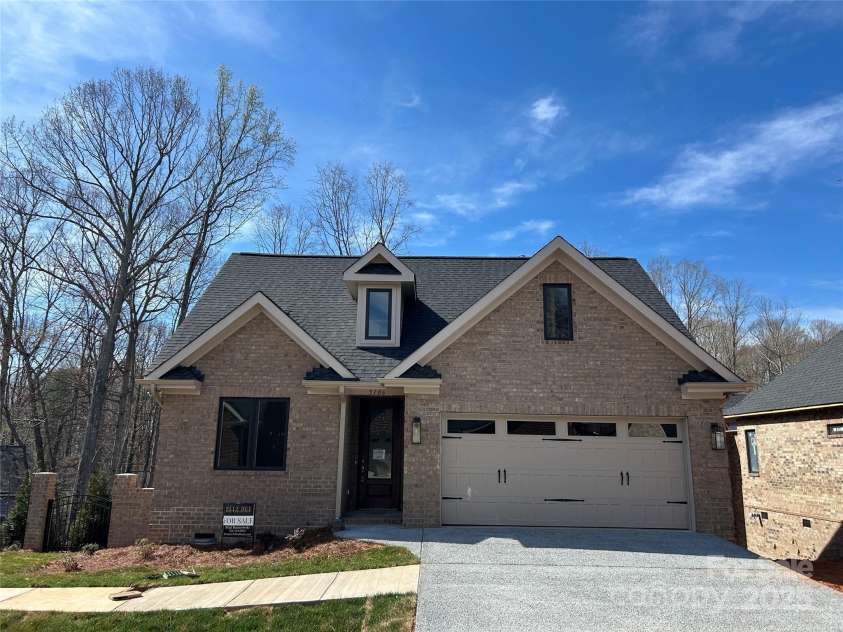 5106 Silver Trace Lane, Denver, NC 28037.  MLS# CAR4172399, YatesRealty ID 15581. 