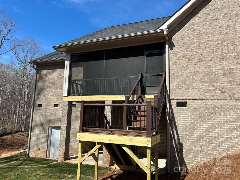 5106 Silver Trace Lane, Denver, NC 28037.  MLS# CAR4172399, YatesRealty ID 15581. 