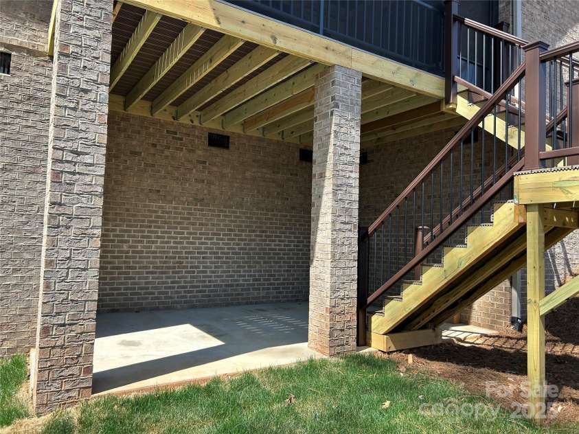 5106 Silver Trace Lane, Denver, NC 28037.  MLS# CAR4172399, YatesRealty ID 15581. 