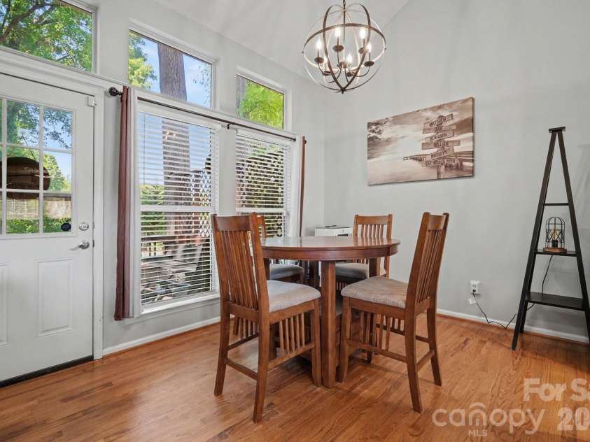 8700 Heather View Court, Charlotte, NC 28216.  MLS# CAR4370631, YatesRealty ID 15581. 