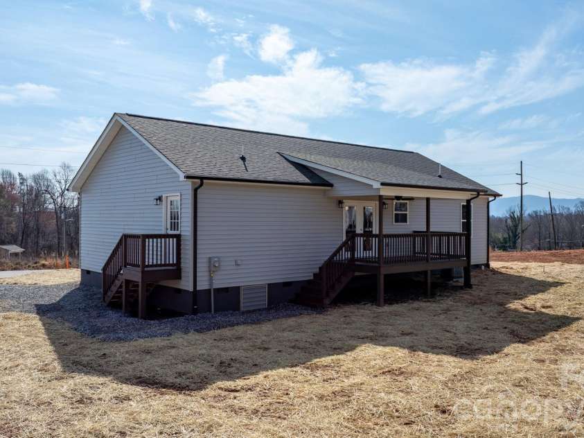 270 Old Lumber Yard Road, Morganton, NC 28655.  MLS# CAR4350090, YatesRealty ID 15582. 