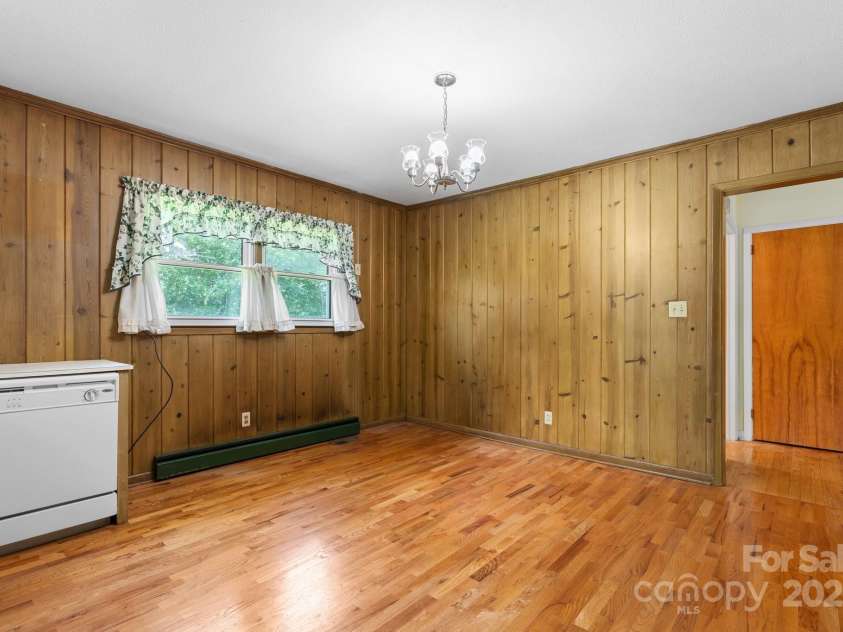 713 Crozet Street, Valdese, NC 28690.  MLS# CAR4258235, YatesRealty ID 15582. 
