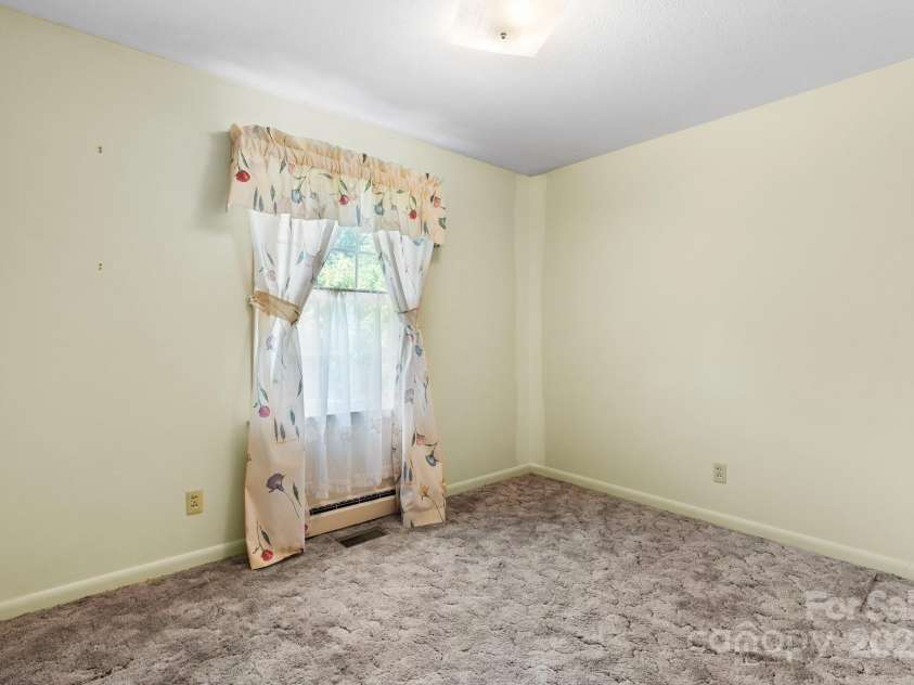 713 Crozet Street, Valdese, NC 28690.  MLS# CAR4258235, YatesRealty ID 15582. 