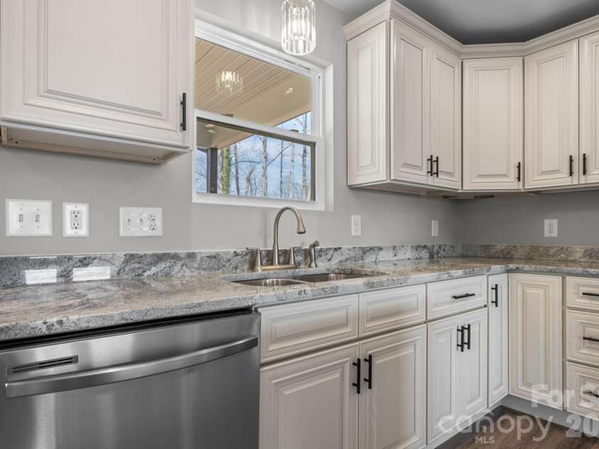 250 Old Lumber Yard Road, Morganton, NC 28655.  MLS# CAR4350093, YatesRealty ID 15584. 