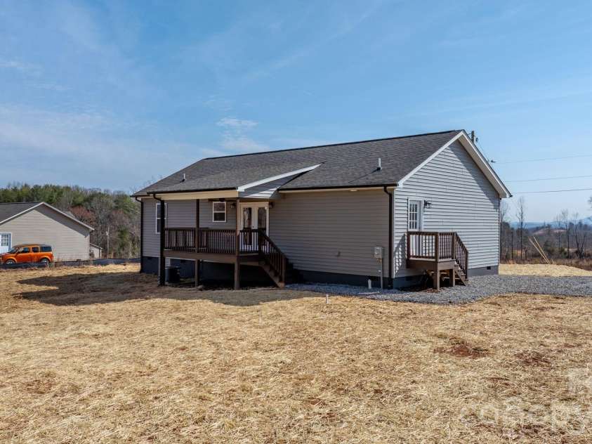 250 Old Lumber Yard Road, Morganton, NC 28655.  MLS# CAR4350093, YatesRealty ID 15584. 