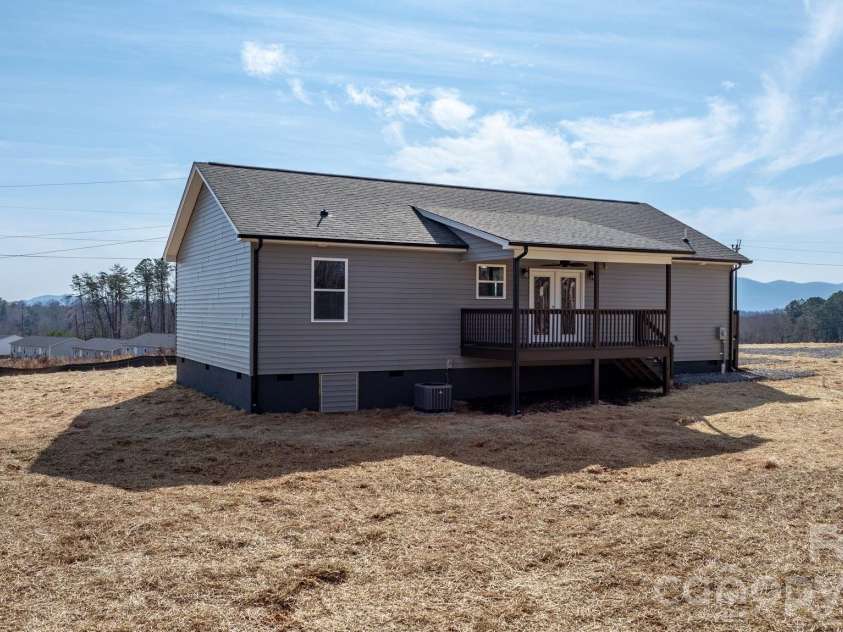 250 Old Lumber Yard Road, Morganton, NC 28655.  MLS# CAR4350093, YatesRealty ID 15584. 