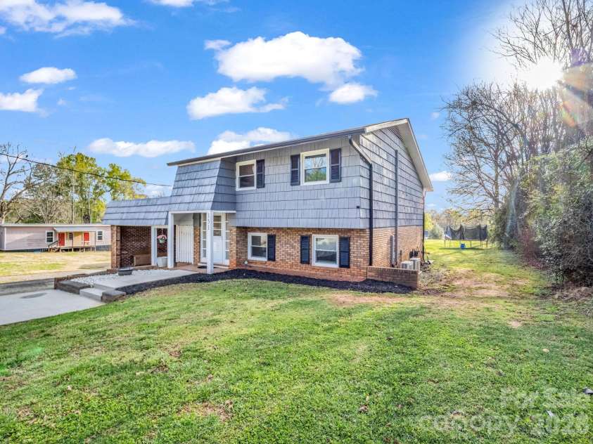 151 Main Street, Bostic, NC 28018.  MLS# CAR4359226, YatesRealty ID 15585. 