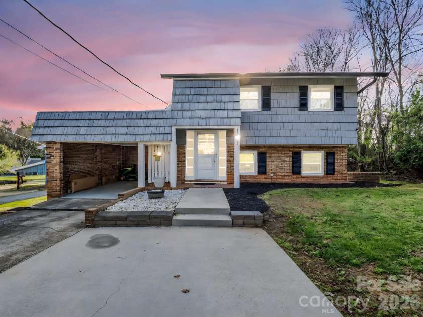 151 Main Street, Bostic, NC 28018.  MLS# CAR4359226, YatesRealty ID 15585. 