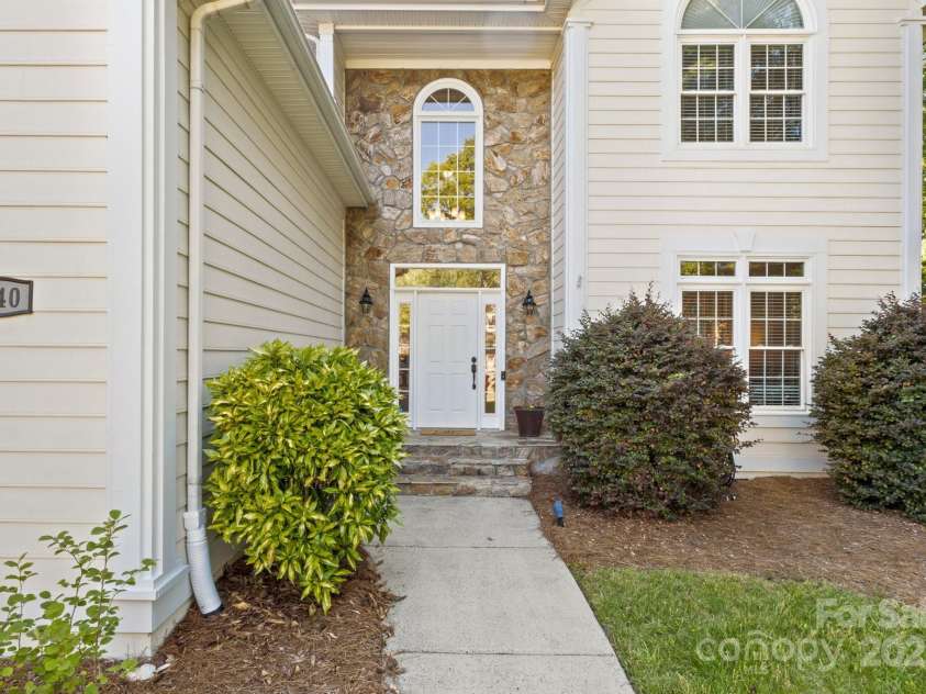 3340 Blue Jay Pass, Fort Mill, SC 29708.  MLS# CAR4254626, YatesRealty ID 15585. 
